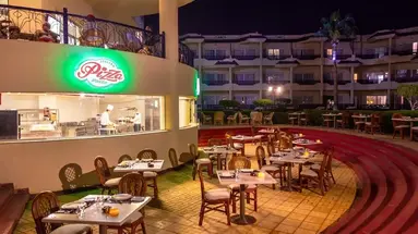 Grand Oasis Resort