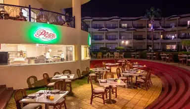 Grand Oasis Resort