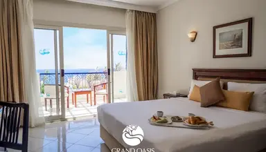 Grand Oasis Resort