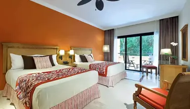 Grand Palladium Colonial Resort & Spa