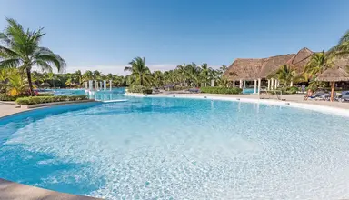 Grand Palladium Colonial Resort & Spa