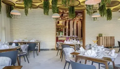 Grand Palladium Colonial Resort & Spa