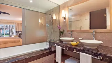 Grand Palladium Palace Resort Spa & Casino