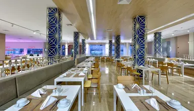 Grand Palladium Riviera
