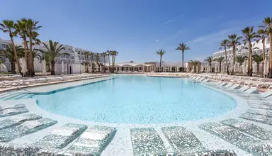 Grand Palladium White Island