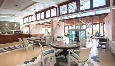 Grand Palladium White Island