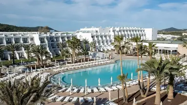 Grand Palladium White Island