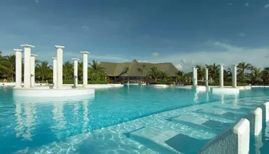 Grand Palladium White Sand Resort