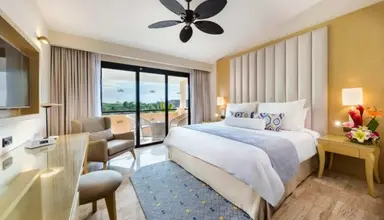Grand Palladium White Sand Resort