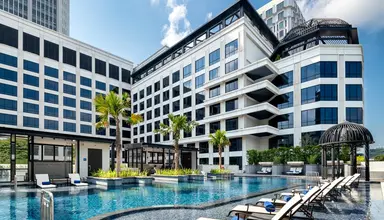 Grand Park City Hall