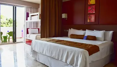 Grand Riviera Princess