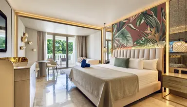 Grand Riviera Princess
