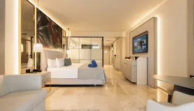 Grand Riviera Princess