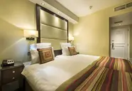 Grand Royale Hyde Park