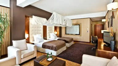 Grand (Rzeszów)