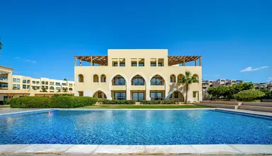 Grand Tala Bay Resort