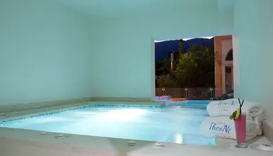 Grand Theoni Suites & Spa