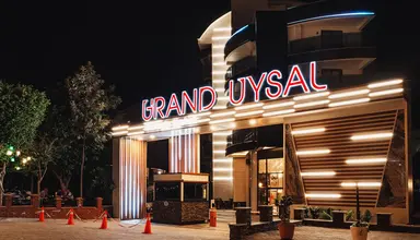 Grand Uysal