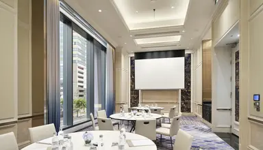 Grande Centre Point Surawong