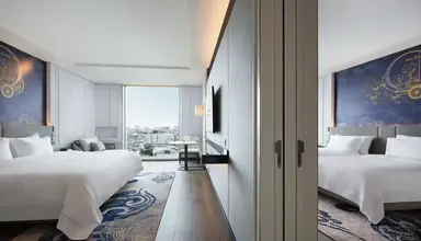 Grande Centre Point Surawong