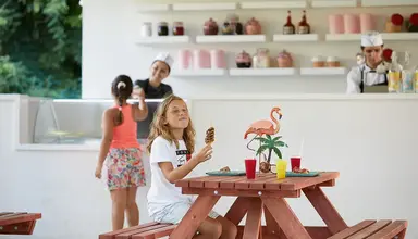Grecotel LuxMe Daphnila Bay Dassia