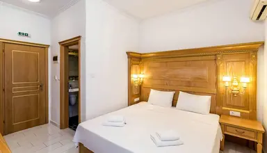 Greek Pride Seafront Hotel
