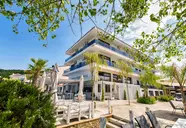 Greek Pride Seafront Hotel