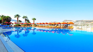 Green Beach Resort