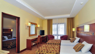 Green Beach Resort