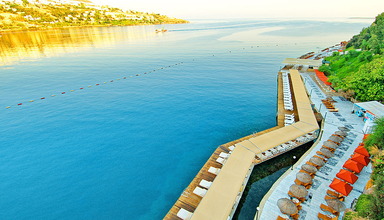 Green Beach Resort