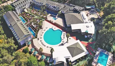 Green Forest Holiday Village