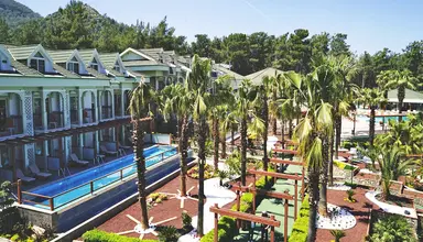 Green Forest Holiday Village