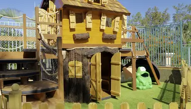 Green Garden Resort & Suites
