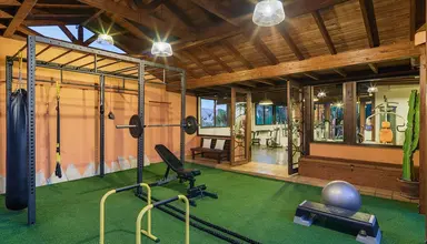 Green Garden Resort & Suites