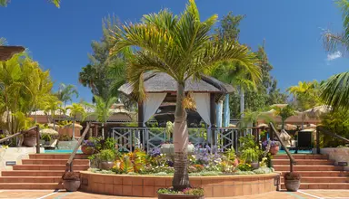 Green Garden Resort & Suites