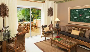 Green Garden Resort & Suites