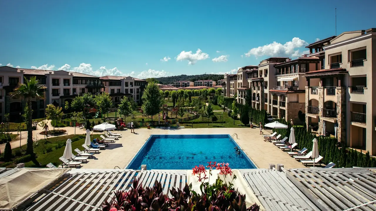 Green Life Resort