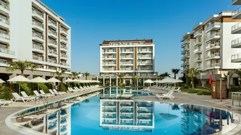Hotel Greenwood Suites Resort