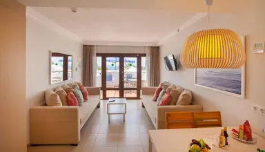 Grupotel Flamingo Beach