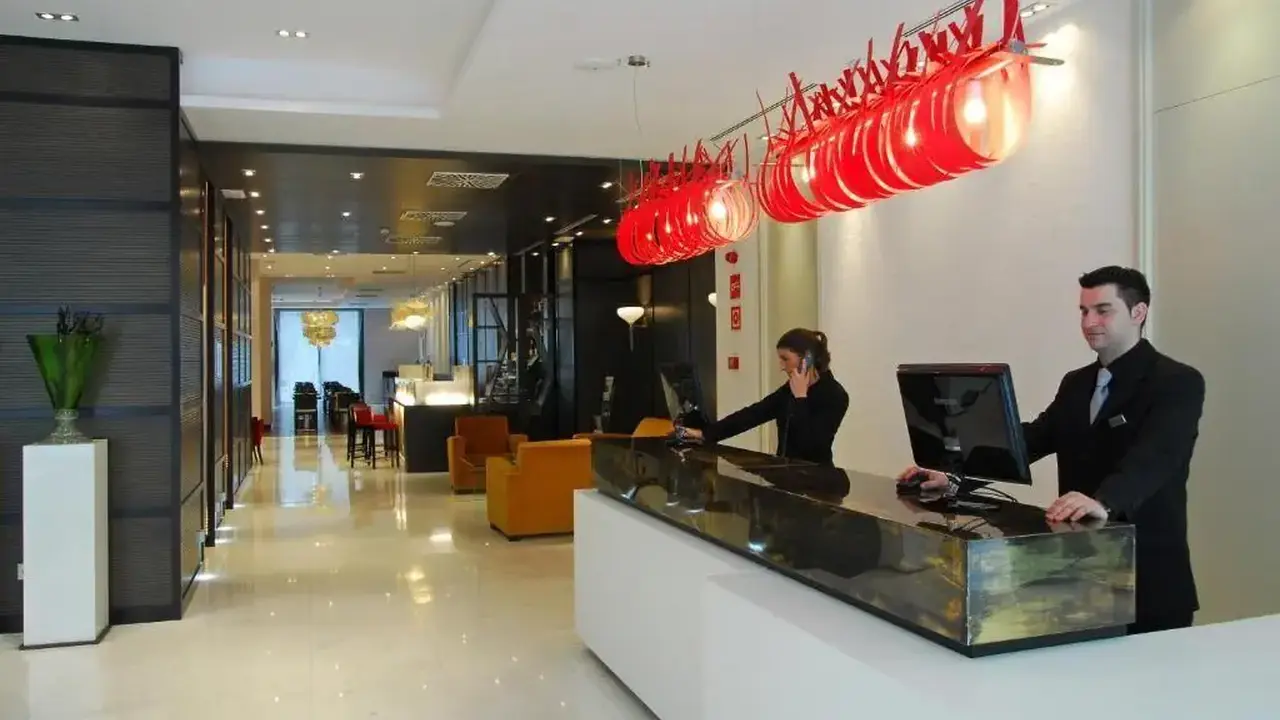 Grupotel Gran Via 678