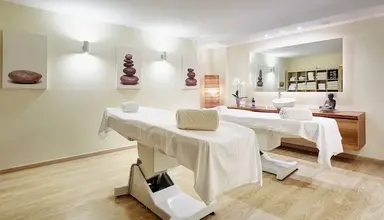 Grupotel Macarella Suites & Spa