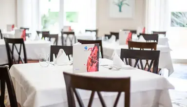 Grupotel Macarella Suites & Spa