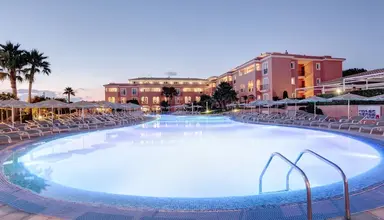 Grupotel Macarella Suites & Spa