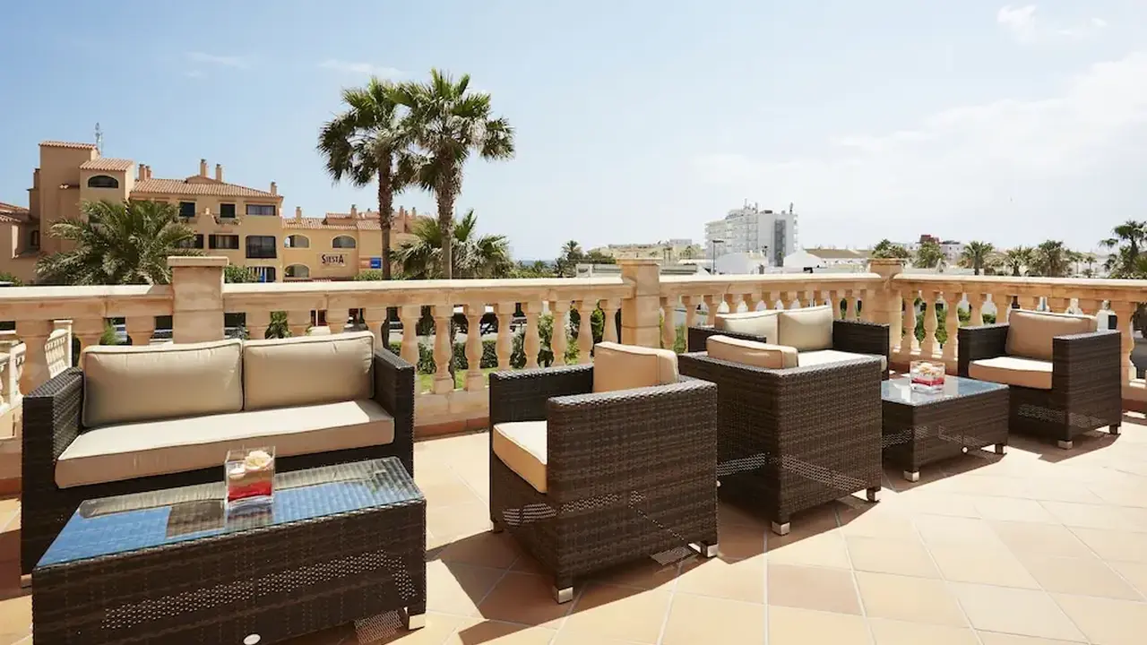 Grupotel Macarella Suites & Spa