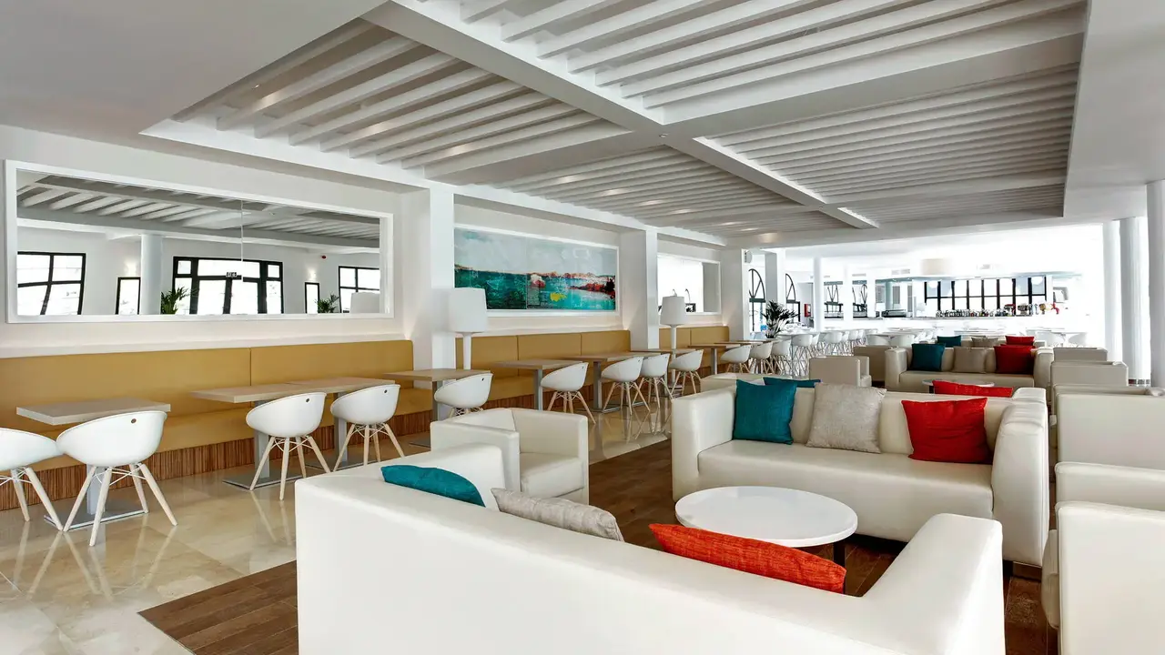 Grupotel Mar de Menorca (Es Canutells)