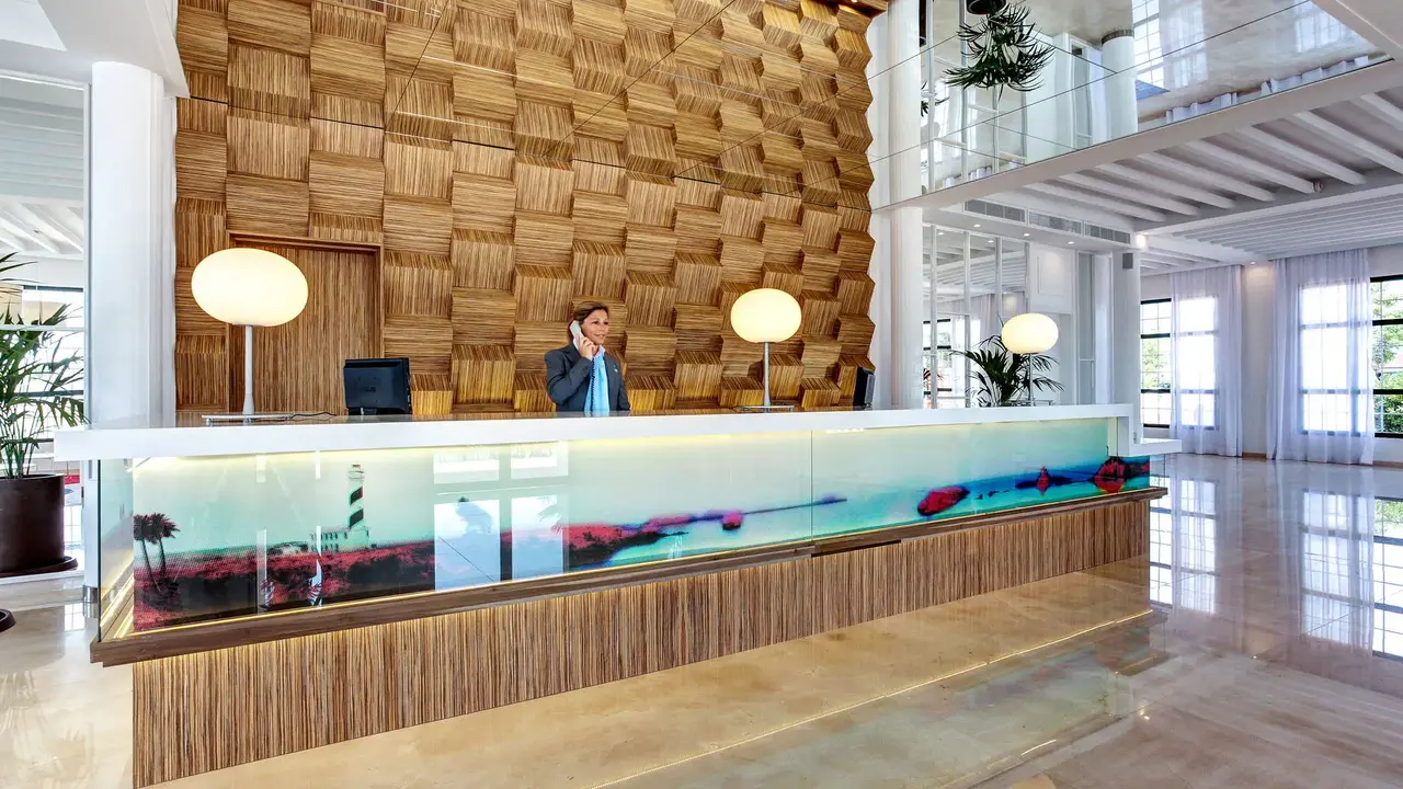 Grupotel Mar de Menorca (Es Canutells)