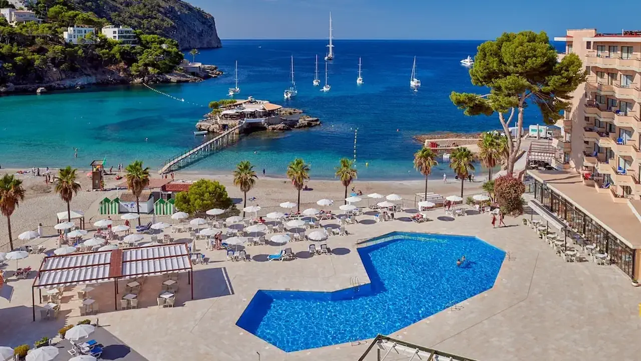 Grupotel Playa Camp de Mar