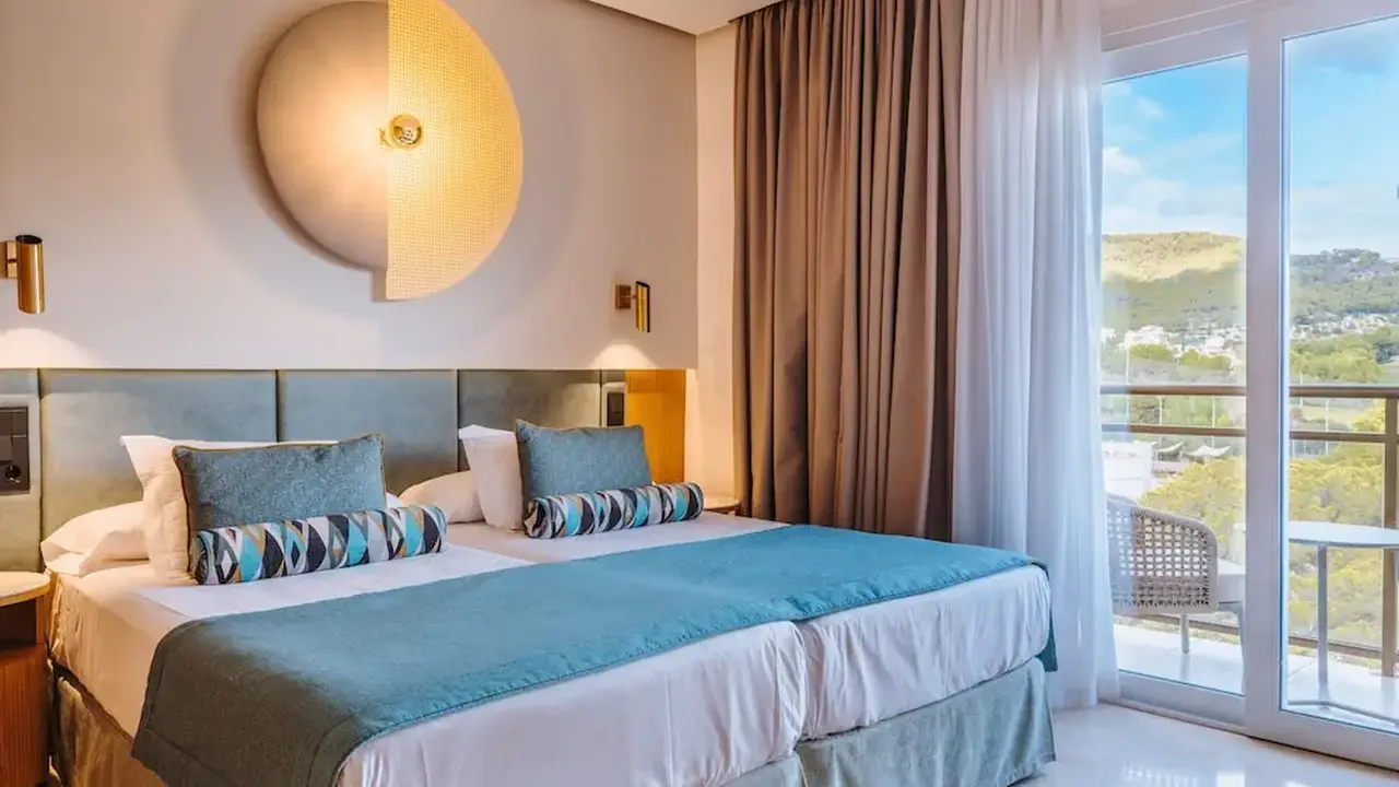 Grupotel Playa Camp de Mar