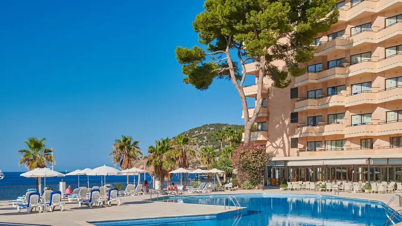 Grupotel Playa Camp de Mar
