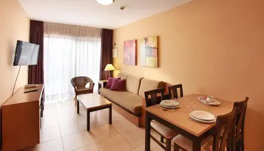 Grupotel Playa Feliz